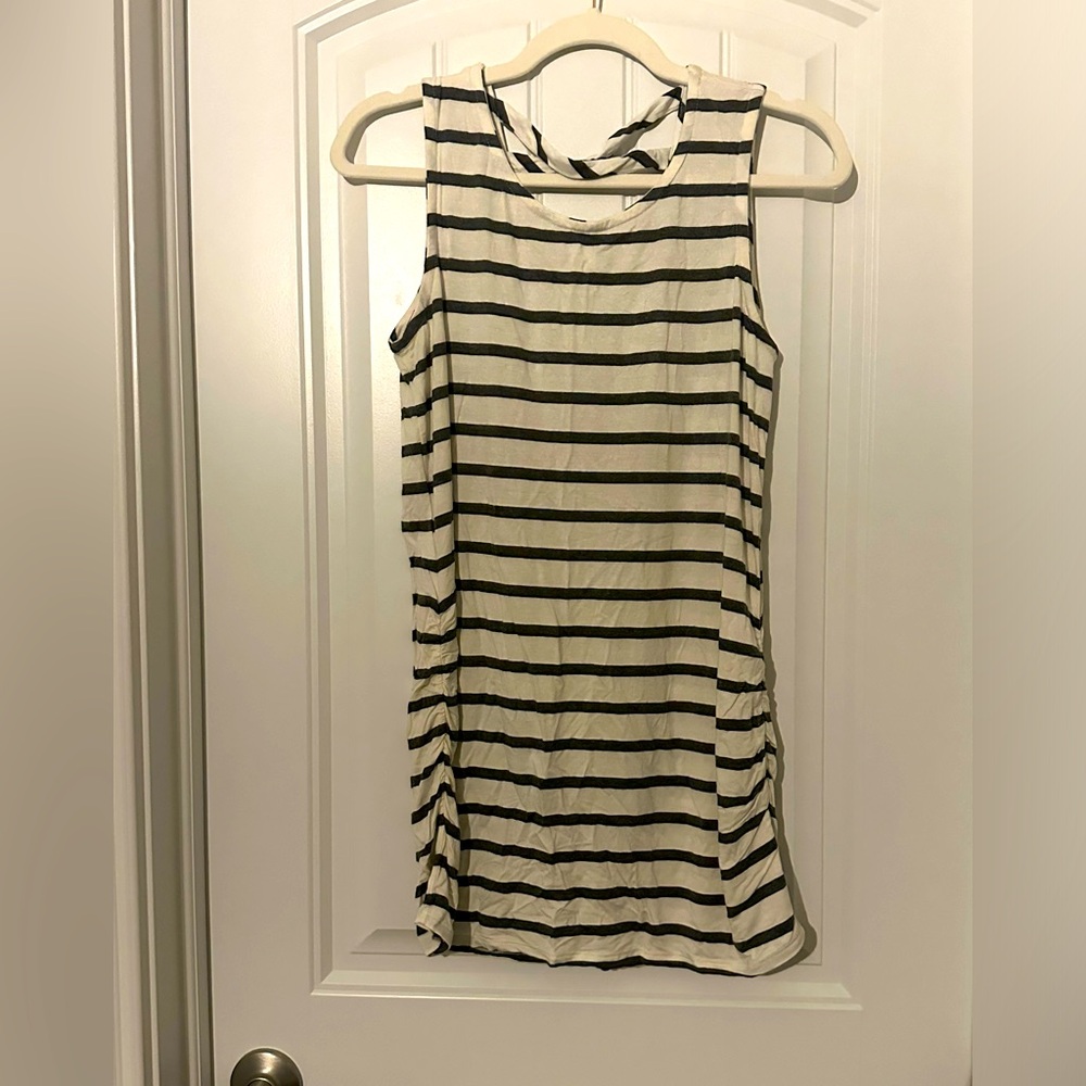 Loveappella maternity tank | size L
